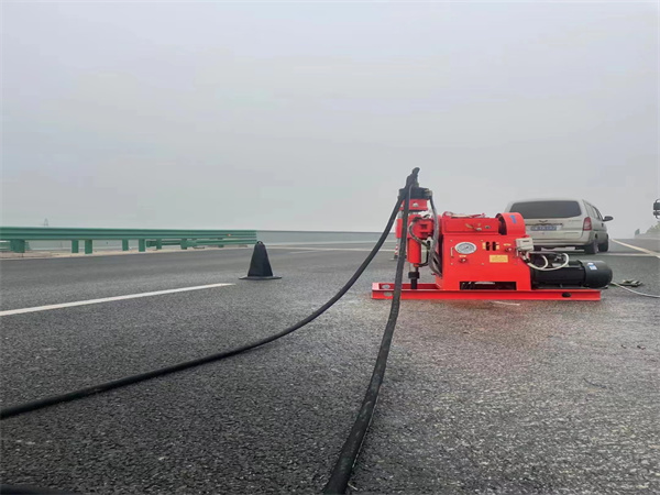 新乡马路路基路面开裂下沉注浆加固灌浆