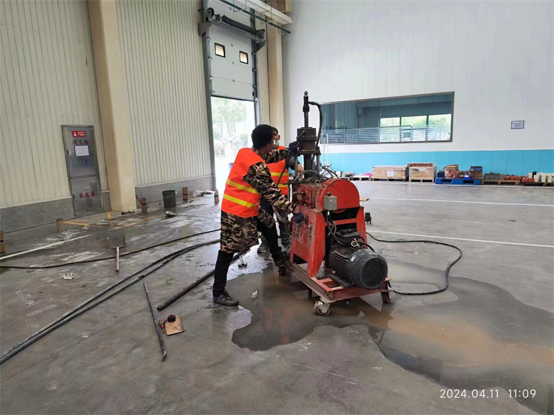 新乡厂房地面下沉塌陷注浆加固施工